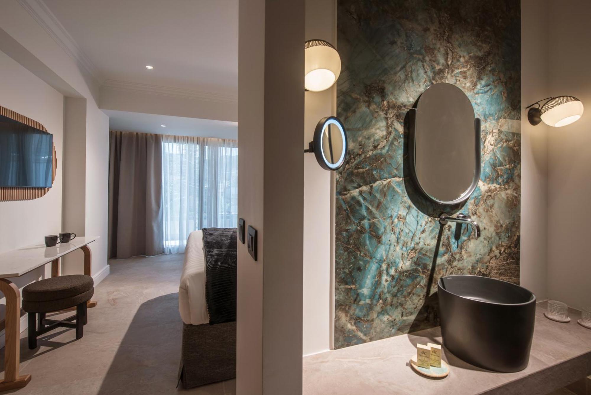 Drossia Palms Hotel And Nisos Beach Suites Malia  Ngoại thất bức ảnh