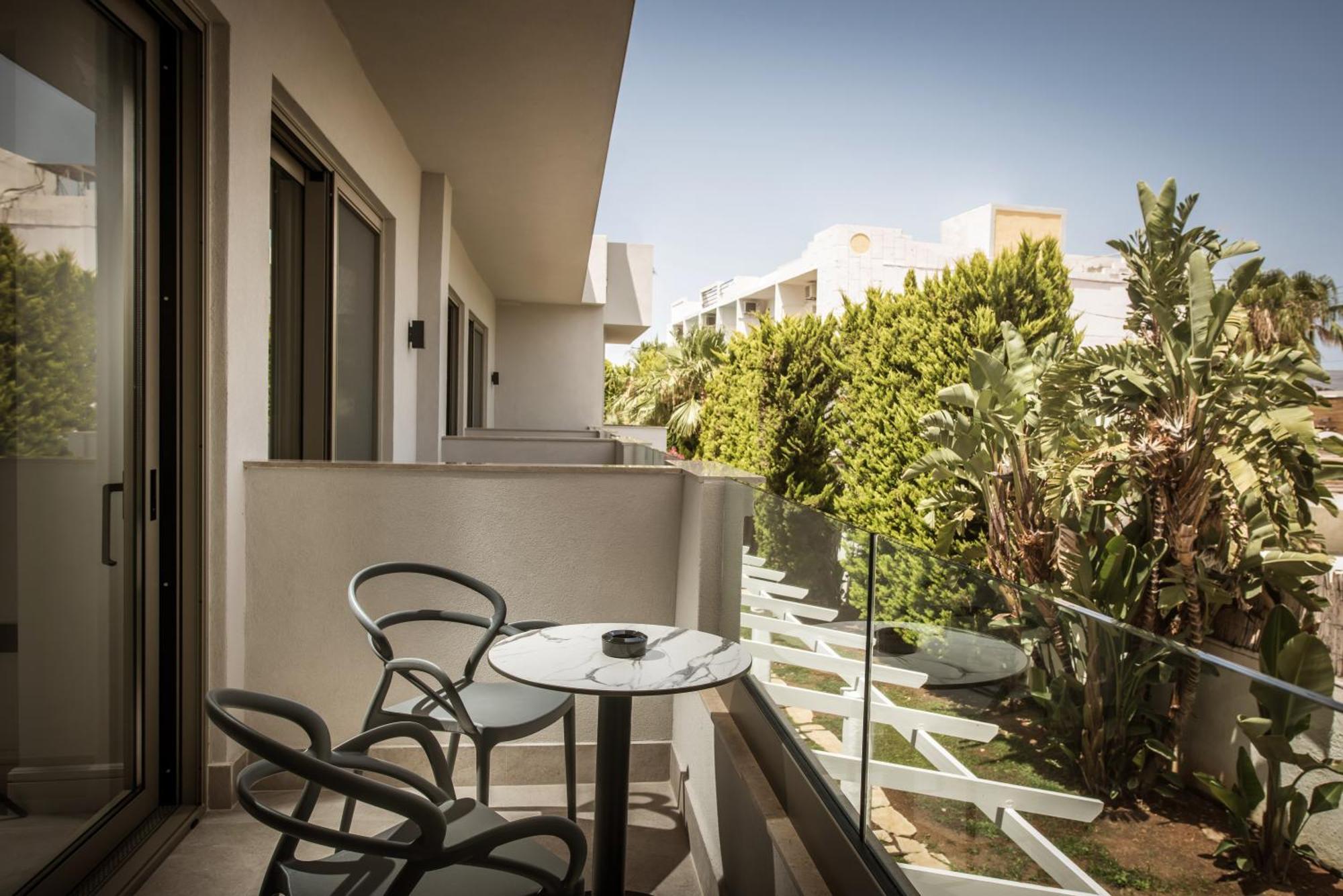 Drossia Palms Hotel And Nisos Beach Suites Malia  Ngoại thất bức ảnh